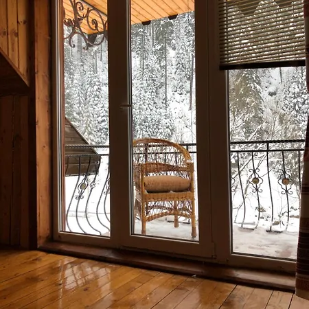 у віти номер1 Synevyrsʼka Polyana